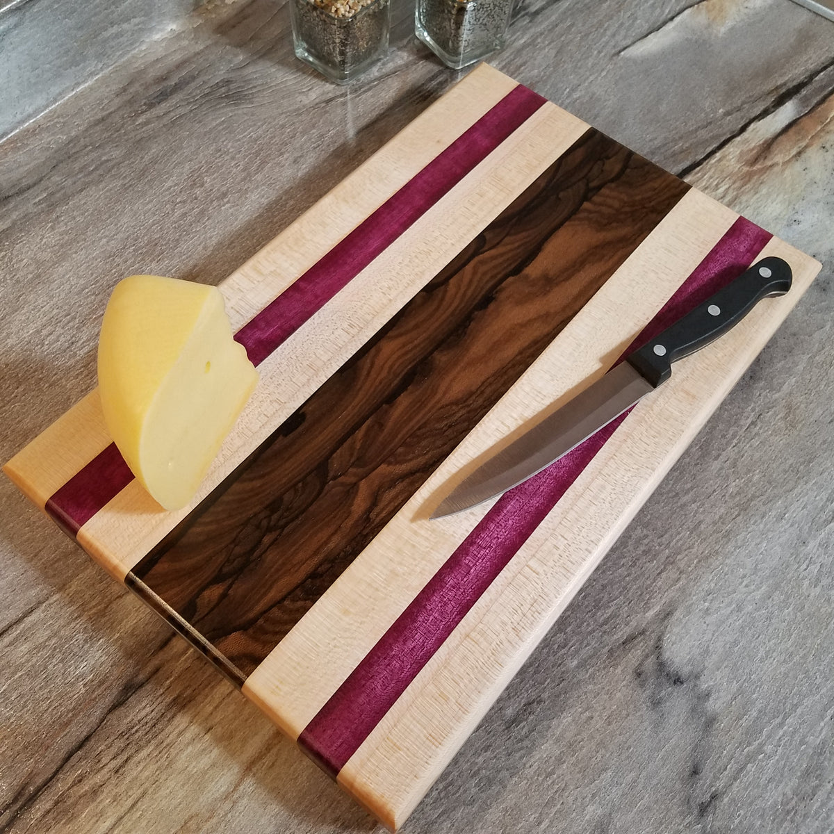 Walnut, Holly, & Padauk Wood 18 x 12 Cutting Board – LLB WoodWorx