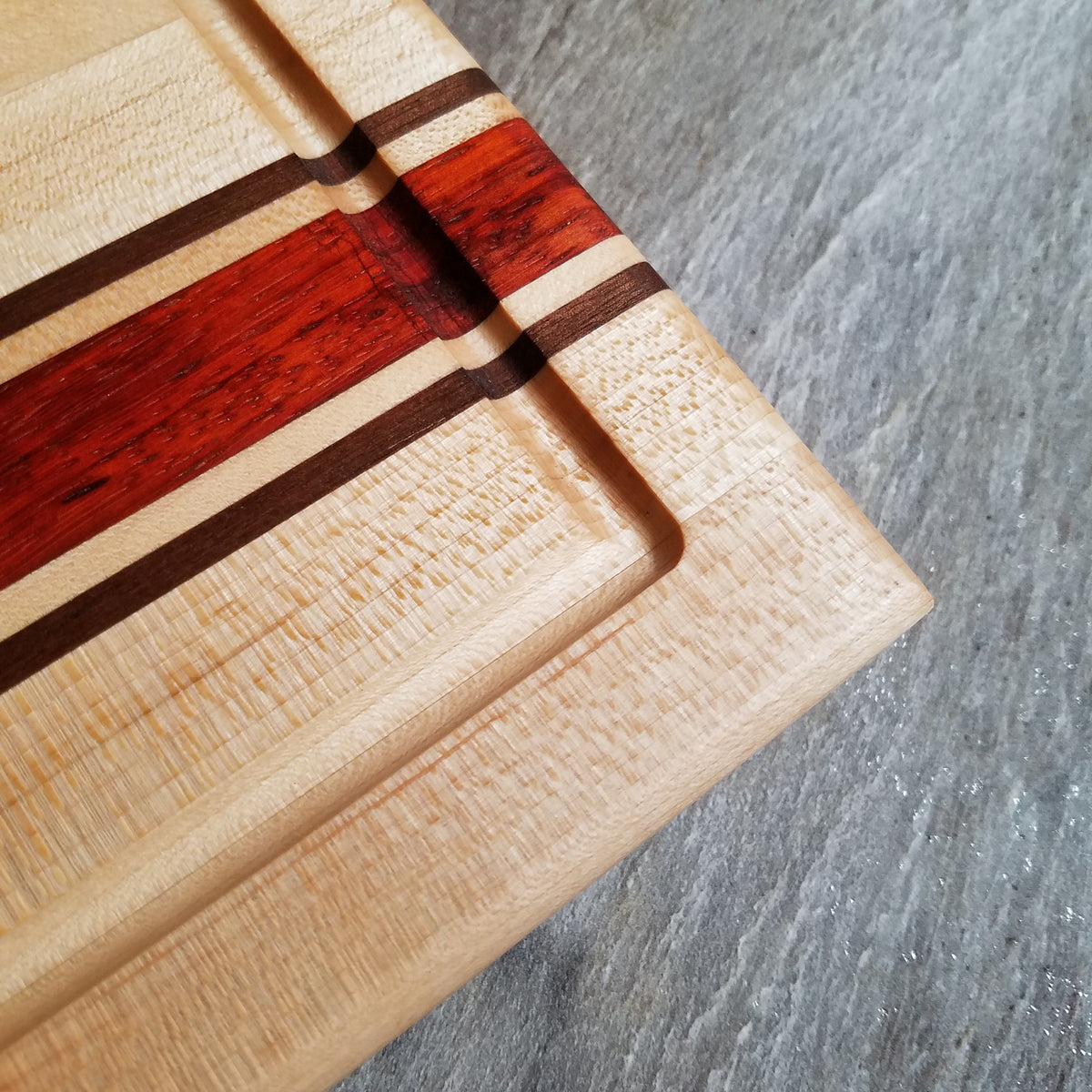 Walnut, Holly, & Padauk Wood 18 x 12 Cutting Board – LLB WoodWorx