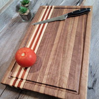 Walnut_Holly_andPadaukWoodCuttingBoard