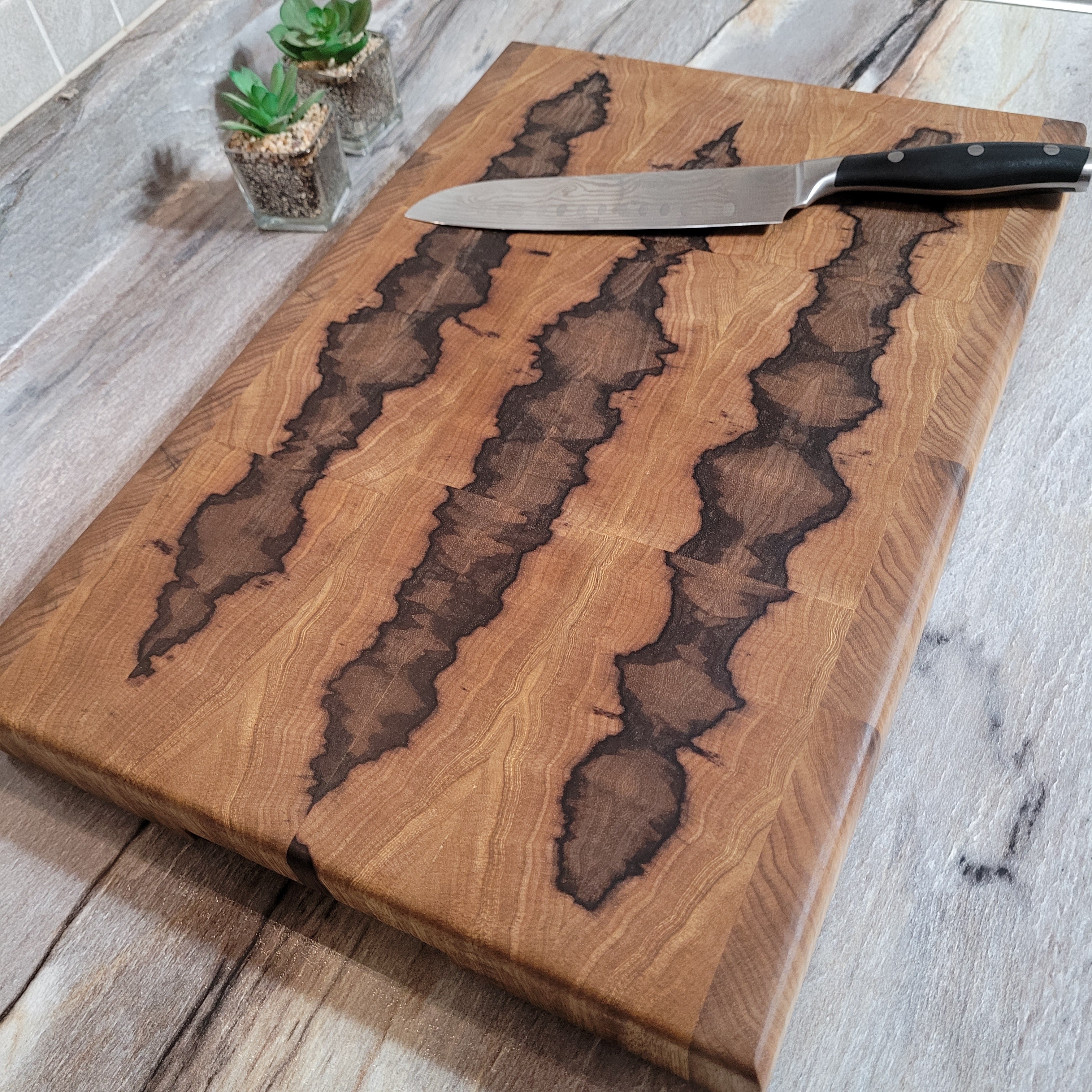BlackLimbaEndgraincuttingboard
