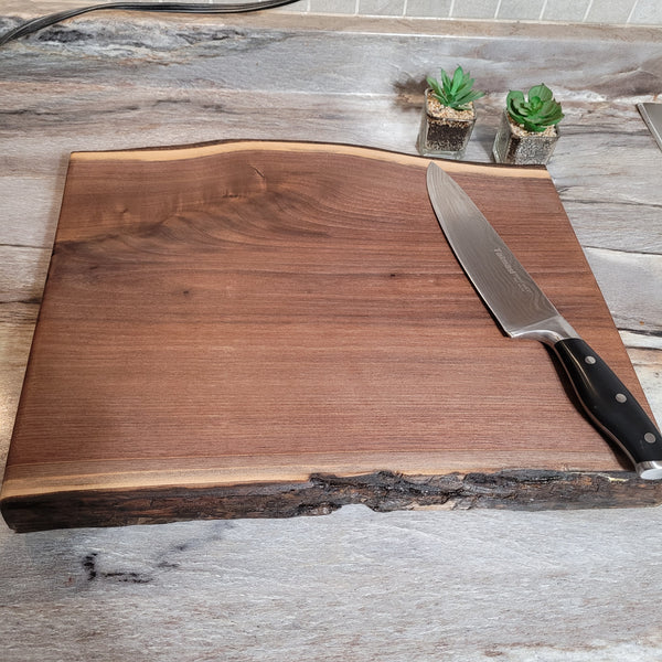 Walnut Live Edge 17" x 13½" Cutting Board