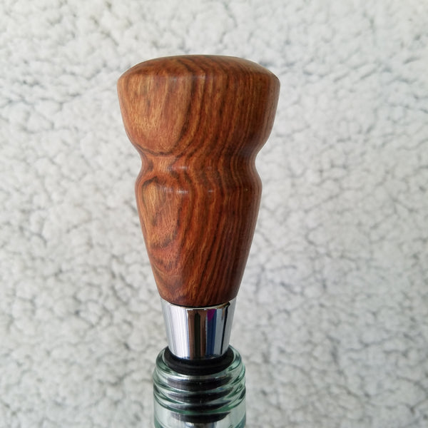 Che Chen Wood Bottle Stopper